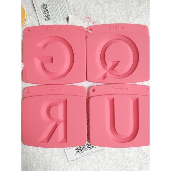 Wilton LETTER MOLDS. NEW Letters Number Fondant molds LOT G,Q,R,U,V,W,X,Y,5,9 - Picture 4 of 4